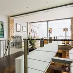 Triplex Luxe 3 Chambres 250M2 - Trendy Marais Area